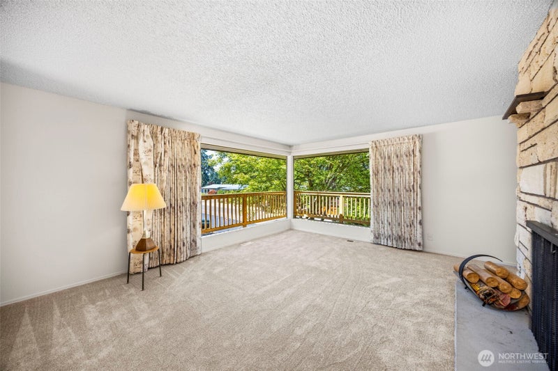 41 NW Doncee Drive