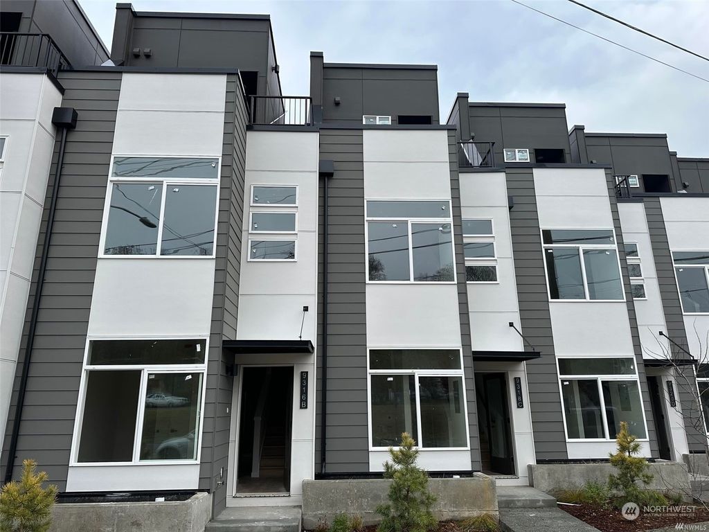 Photo of 9320 Renton Avenue S, Seattle, WA 98118 (MLS # 2072878)