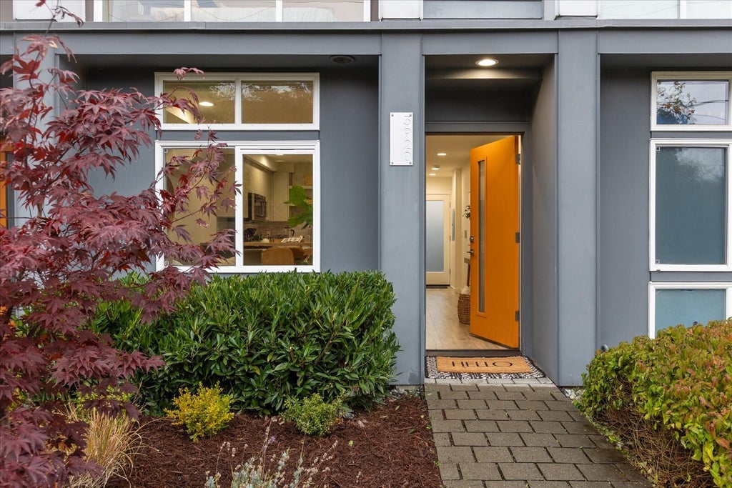 Photo of 3920 SW Dawson Street, Seattle, WA 98136 (MLS # 2599029)