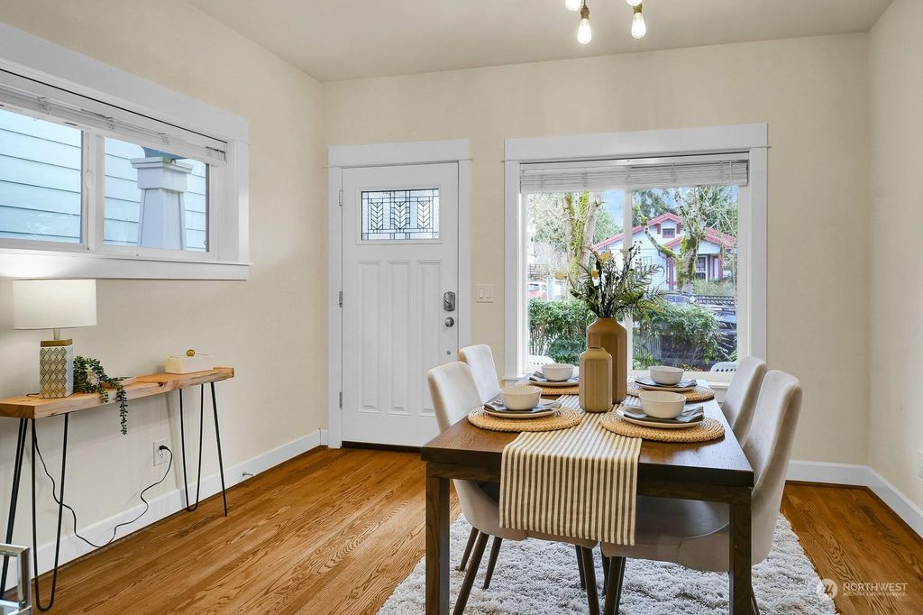 Photo of 2820 E Spring Street Ct, Seattle, WA 98122 (MLS # 2203482)