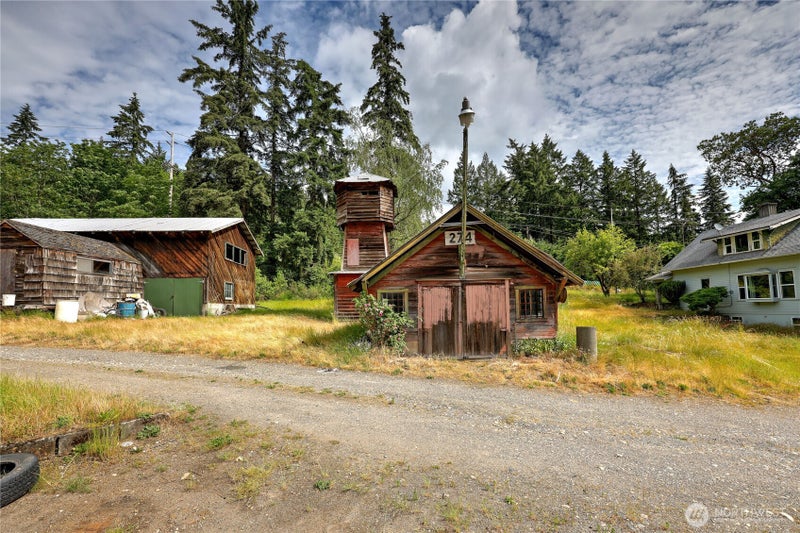4469 NW Anderson Hill Road
