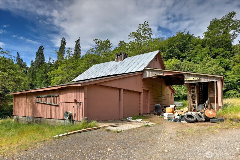 4469 NW Anderson Hill Road