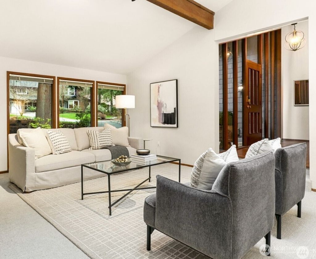 Photo of 2518 Sahalee Drive East Dr, Sammamish, WA 98074 (MLS # 2489633)