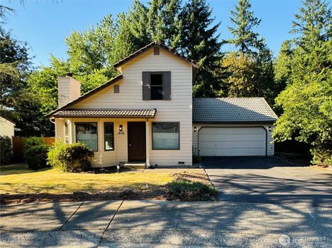 Photo of 16718 SE 40th Place, Bellevue, WA 98008 (MLS # 2408733) Photo of 16718 SE 40th Place, Bellevue, WA 98008 (MLS # 2408733)