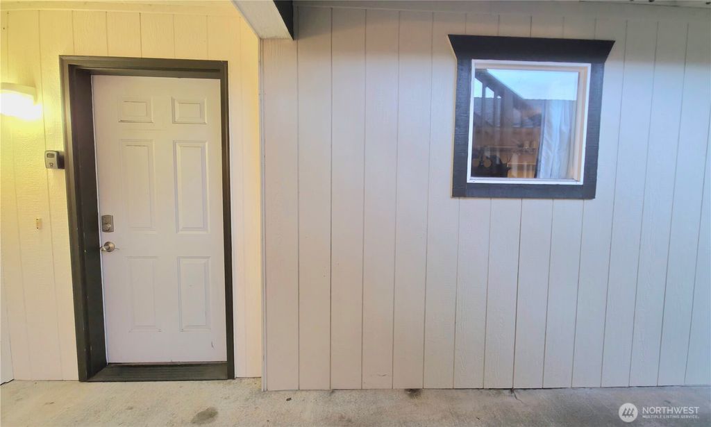 Photo of 30875 State Route 20 #H102, Oak Harbor, WA 98277 (MLS # 2462754)