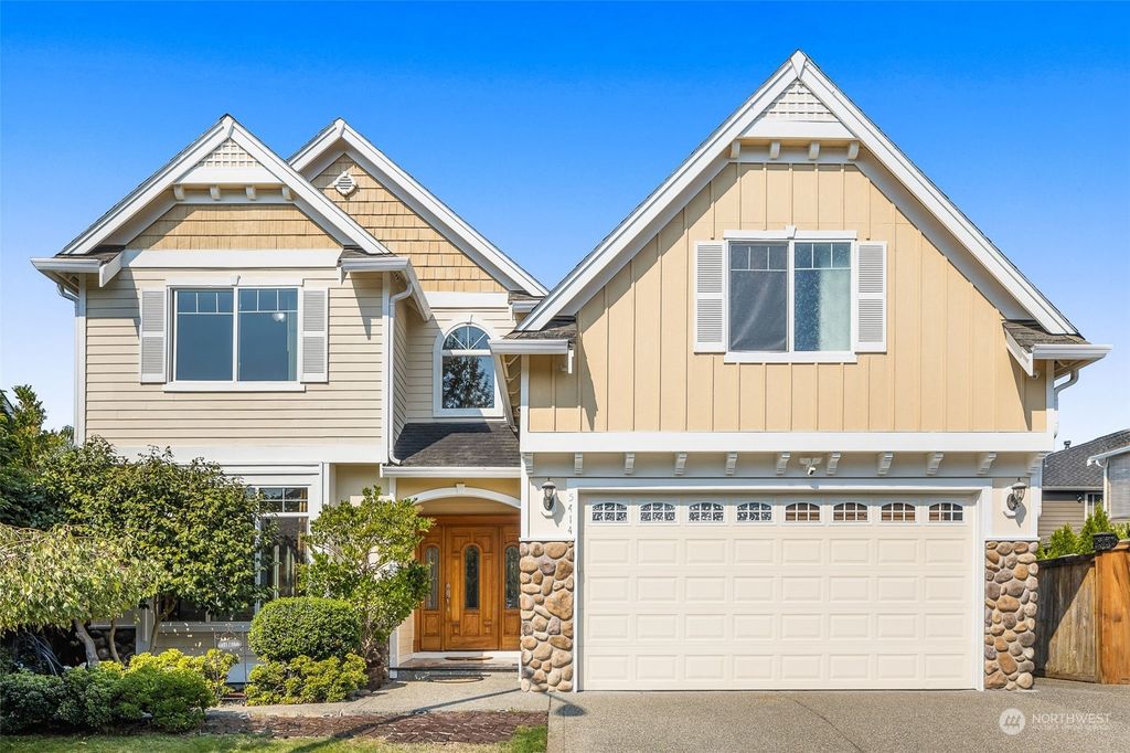 Photo of 5414 NE 13th Street, Renton, WA 98059 (MLS # 2286264)