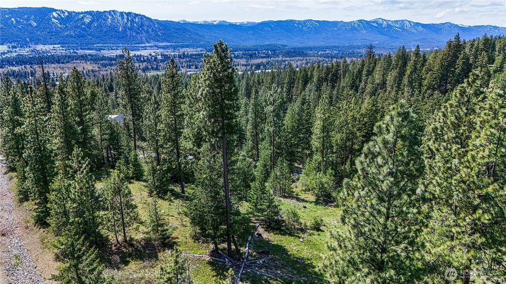 Photo of 1631 Creekside Road, Cle Elum, WA 98922 (MLS # 2512002)