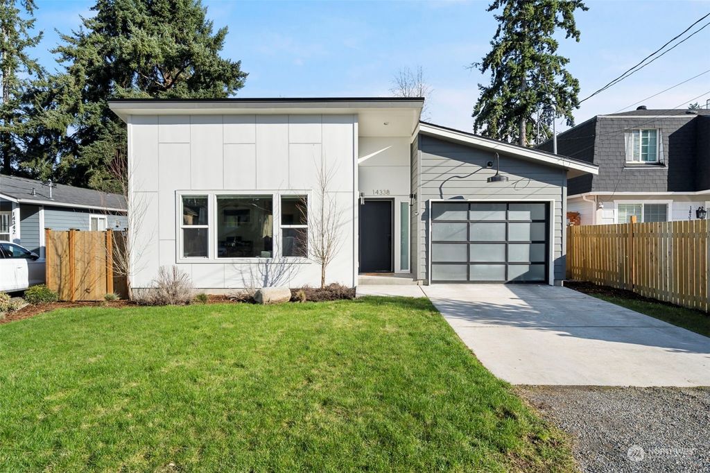 Photo of 14338 Wallingford Avenue N, Seattle, WA 98133 (MLS # 2199216)