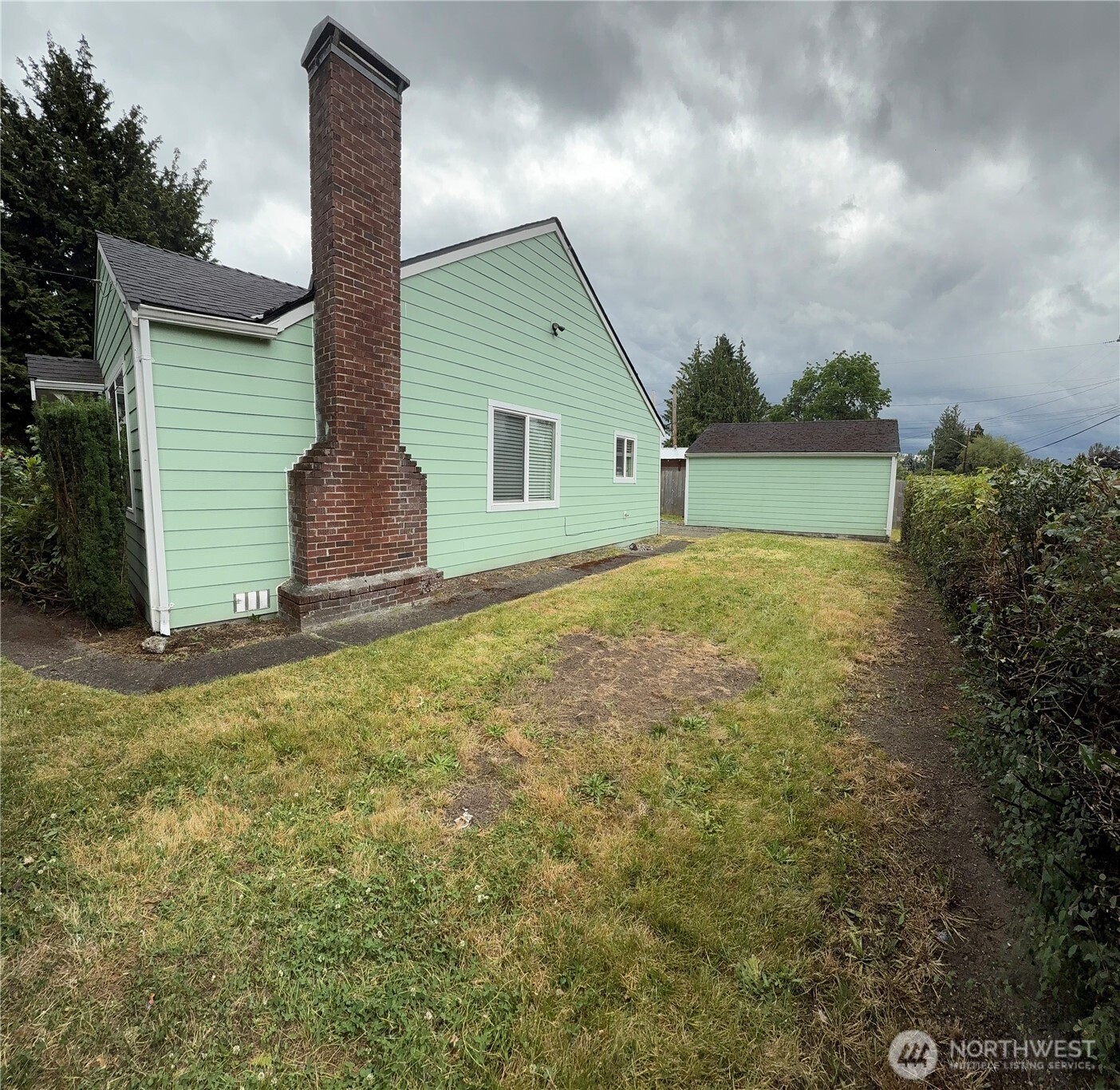 534 Roberts Street