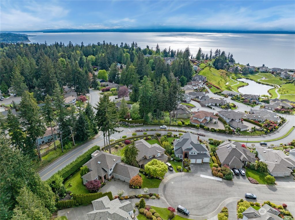 Photo of 6212 138th Place SW, Edmonds, WA 98026 (MLS # 2230907)