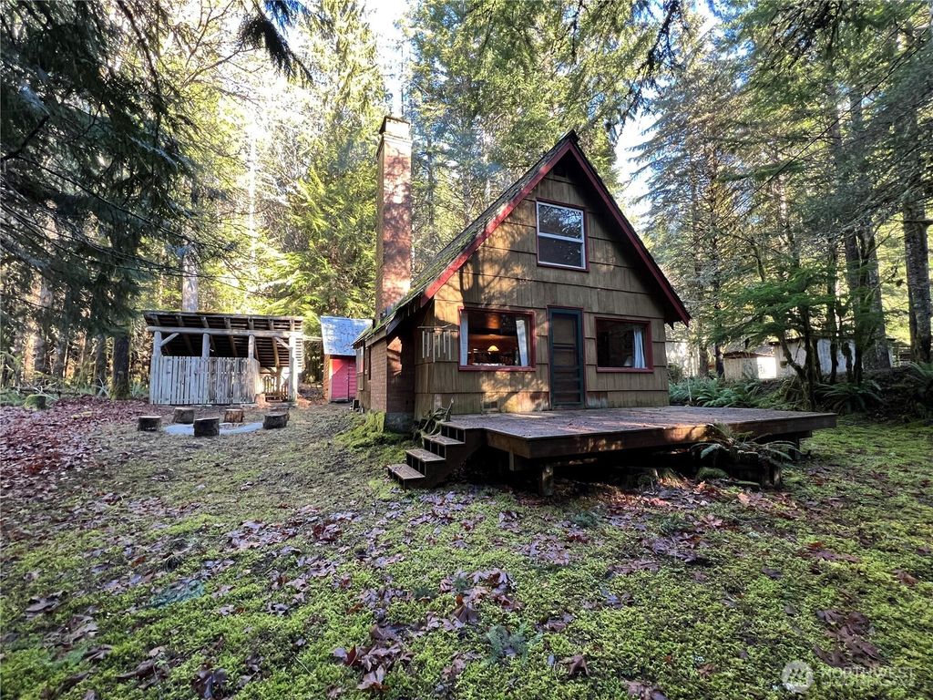 Photo of 52103 SE 496th Place, Enumclaw, WA 98022 (MLS # 2495566)