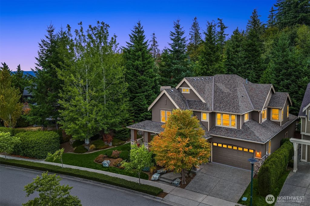 Photo of 2989 NE Davis Loop, Issaquah, WA 98029 (MLS # 2423465)