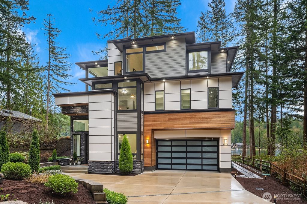 Photo of 4020 W Ames Lake Drive NE, Redmond, WA 98053 (MLS # 2349566)