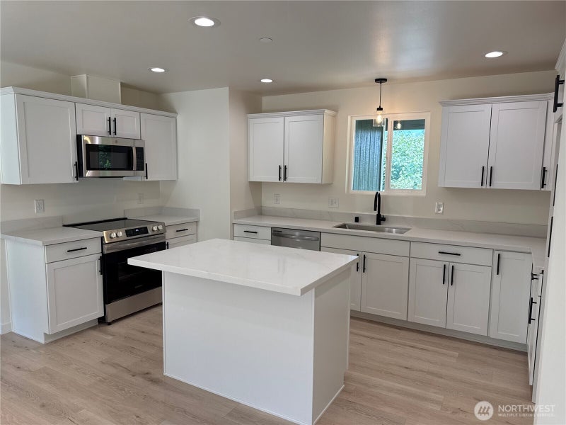 7828 E Jessica Way