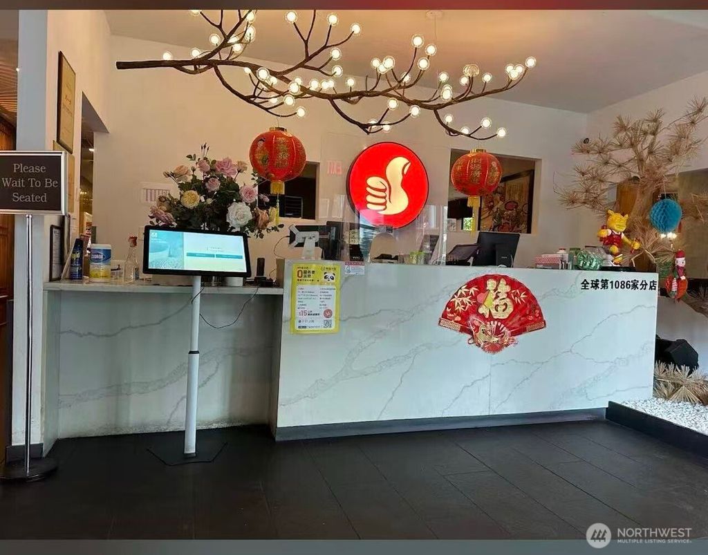 Photo of 1644 140th Ave Ave NE, Bellevue, WA 98005 (MLS # 2494568)