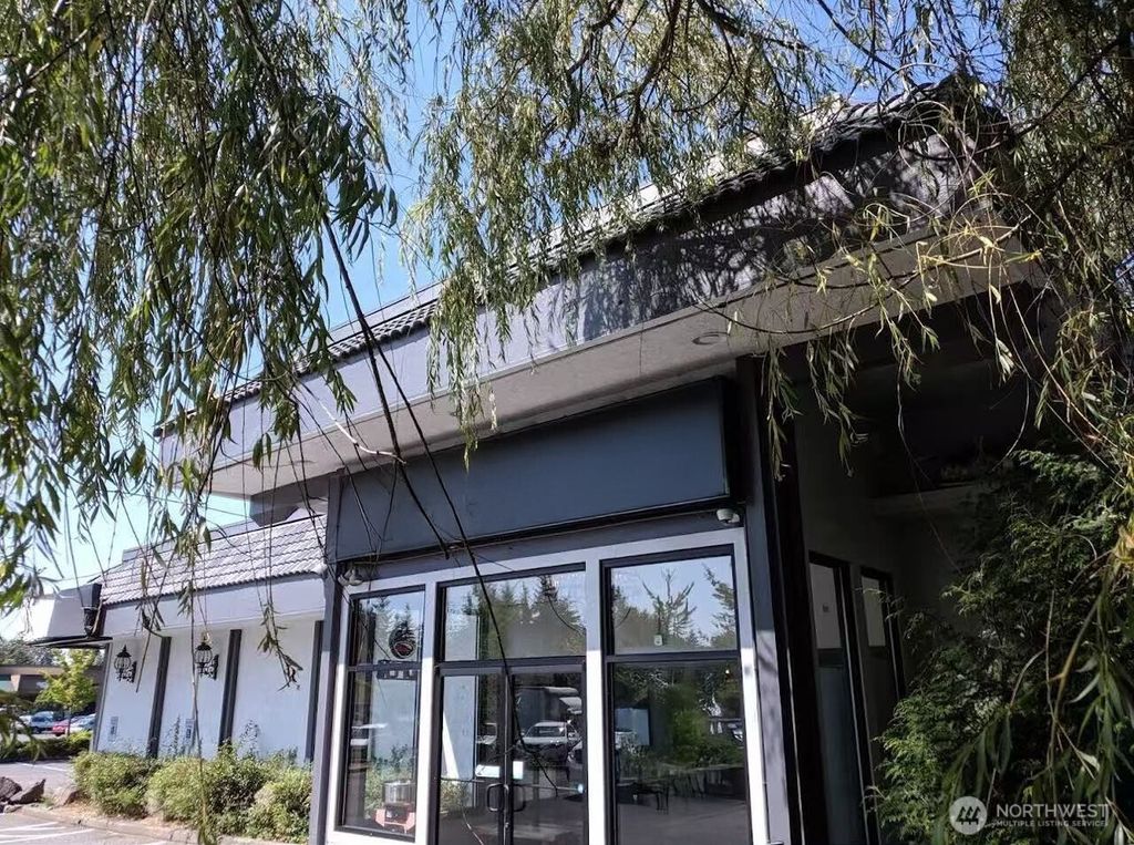 Photo of 1644 140th Ave Ave NE, Bellevue, WA 98005 (MLS # 2494568)