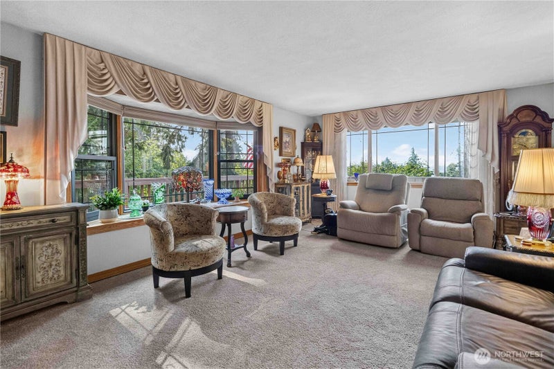 1006 Sandy Bend Road