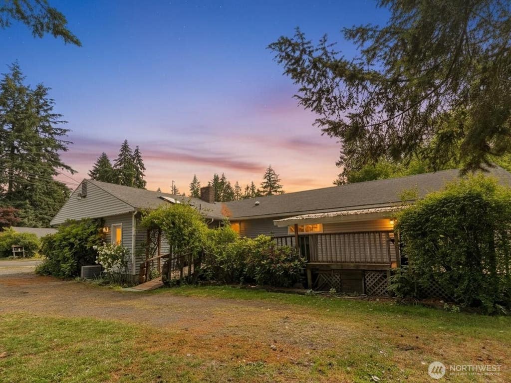 Photo of 2345 N 130th Street, Seattle, WA 98133 (MLS # 2540946)