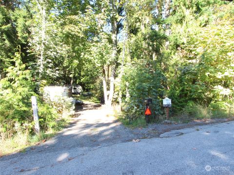 Photo of 6426 Santa Fe Trail, Maple Falls, WA 98266 (MLS # 2295837)