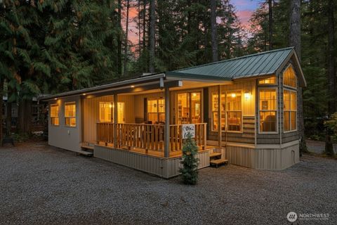Photo of 62 2 Wilderness Way, Deming, WA 98244 (MLS # 2443827)