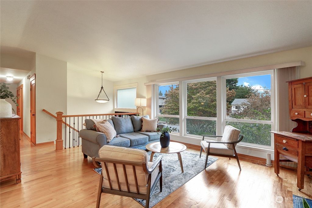 Photo of 15855 37th Avenue NE, Lake Forest Park, WA 98155 (MLS # 2155802)