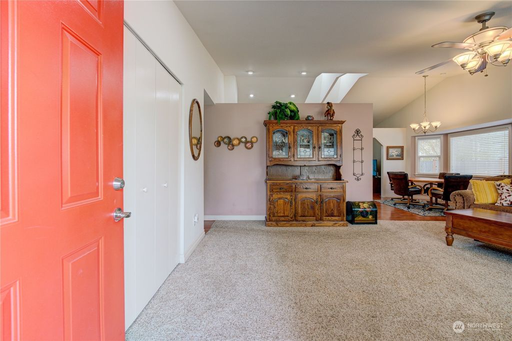 Photo of 13822 52nd Avenue NE, Marysville, WA 98271 (MLS # 2055584)