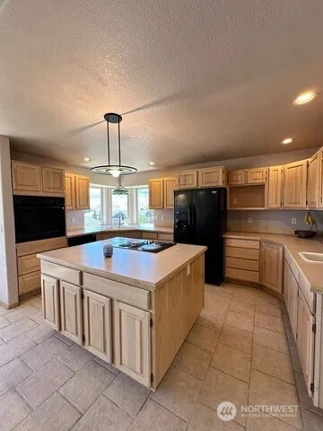 3639 Ridgeview Boulevard