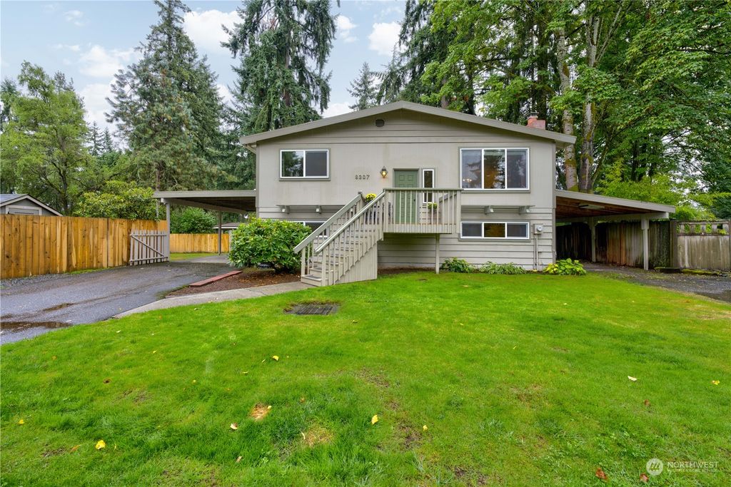 Photo of 8307 NE 147th Street, Kenmore, WA 98028 (MLS # 2161751)