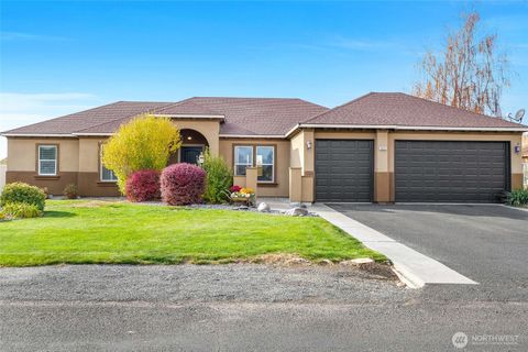 Photo of 3052 NE Rd H, Moses Lake, WA 98837 (MLS # 2451498) Photo of 3052 NE Rd H, Moses Lake, WA 98837 (MLS # 2451498)