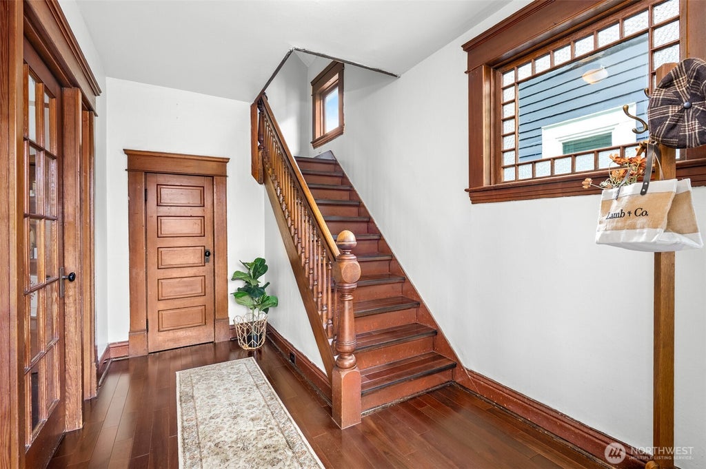 Photo of 52 Cedar Avenue, Snohomish, WA 98290 (MLS # 2575695)