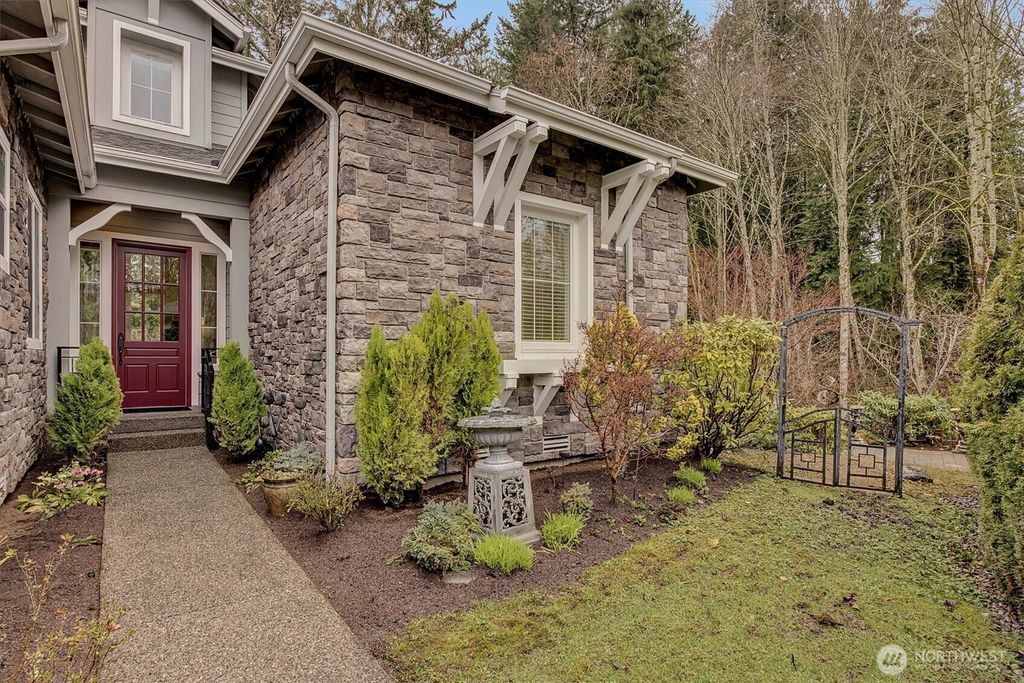 Photo of 22850 NE 138th Court, Redmond, WA 98053 (MLS # 2349234)