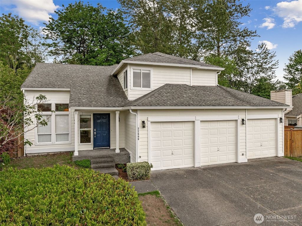 Photo of 22606 127th Avenue SE, Kent, WA 98031 (MLS # 2375223)