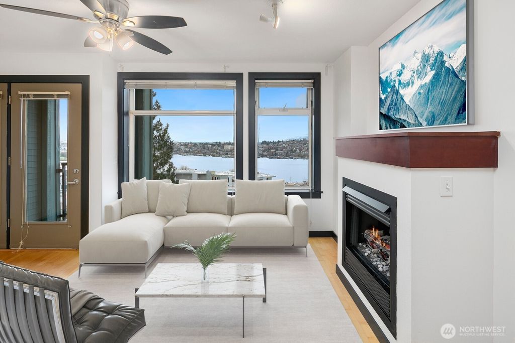Photo of 655 Crockett Street #B405, Seattle, WA 98109 (MLS # 2448517)