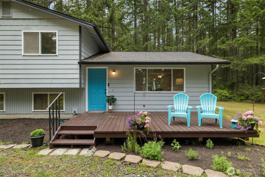 Photo of 6951 SE Olalla Valley Road RD, Port Orchard, WA 98367 (MLS # 2529921)