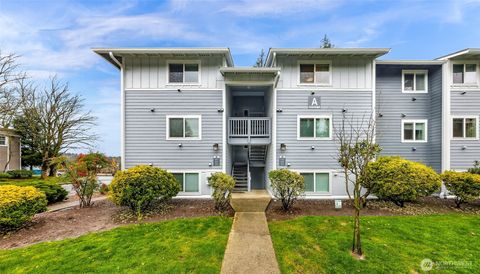 Photo of 14002 NE 181st Place #A302, Woodinville, WA 98072 (MLS # 2496988)