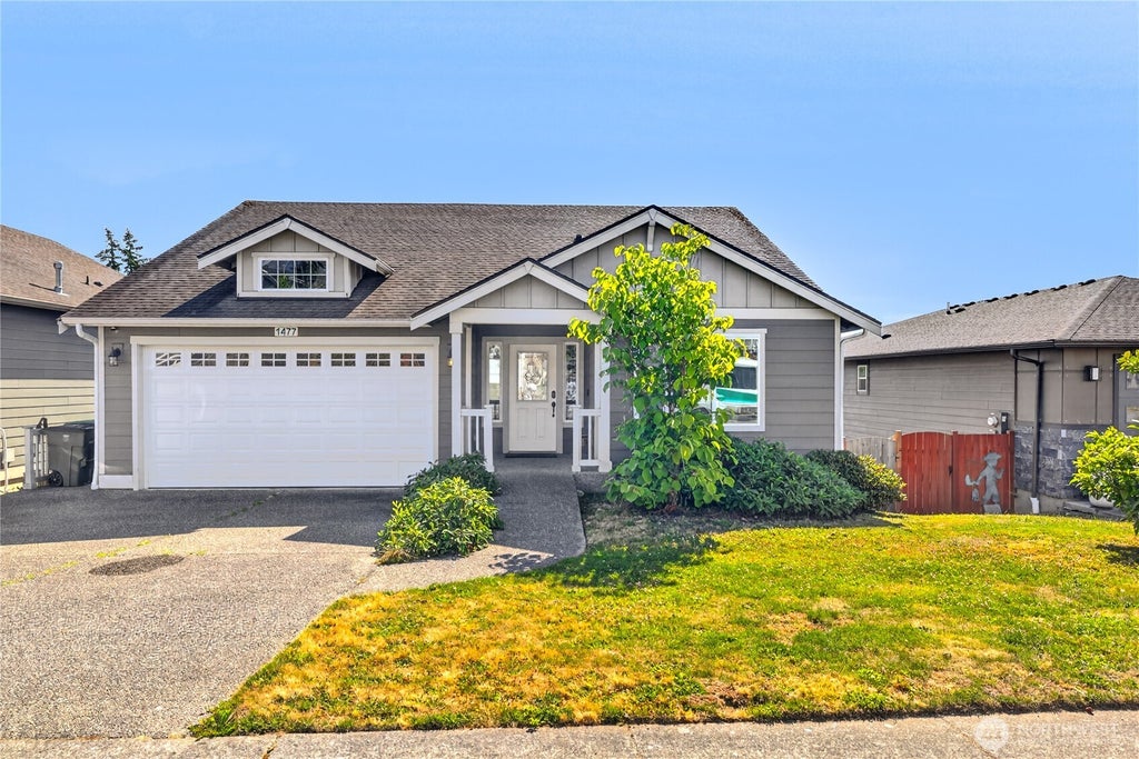 Photo of 1477 W Gateway Heights Loop, Sedro Woolley, WA 98284 (MLS # 2558581)