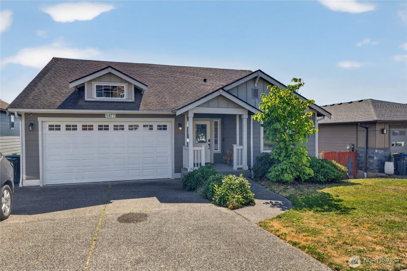 1477 W Gateway Heights Loop