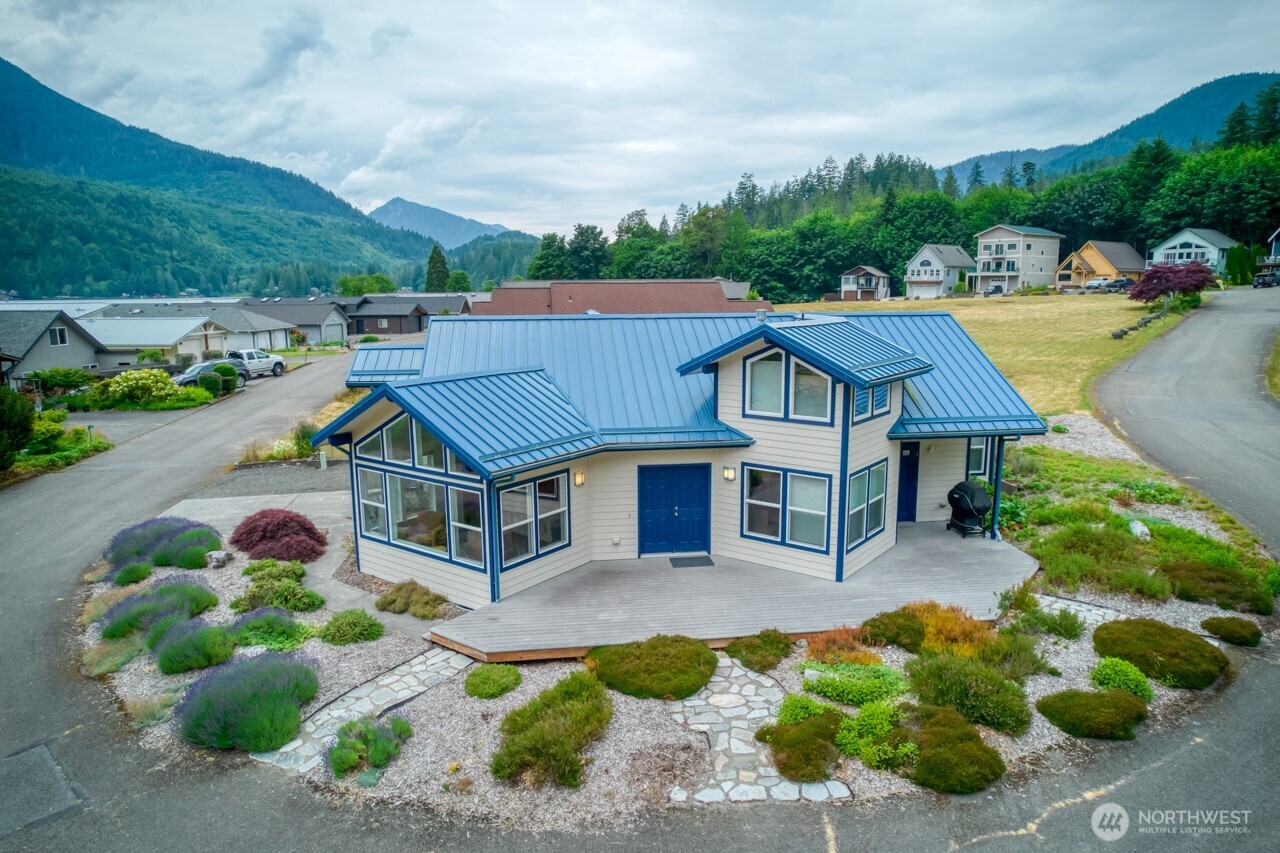 352 Maple Grove Rd