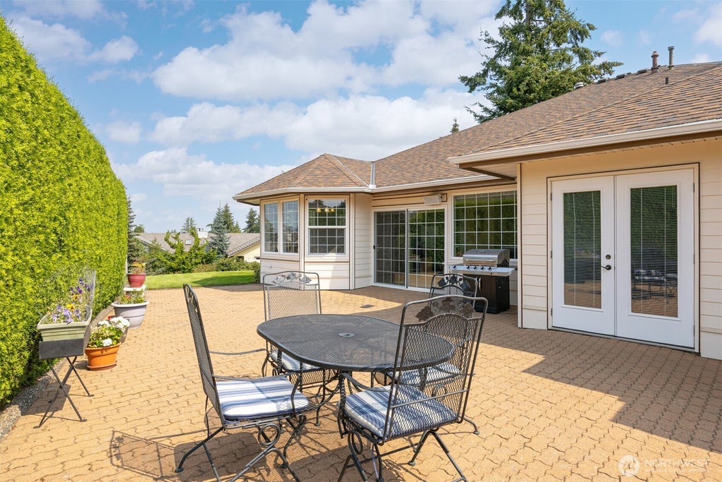 Photo of 911 E Pacificview Drive, Bellingham, WA 98229 (MLS # 2581601)