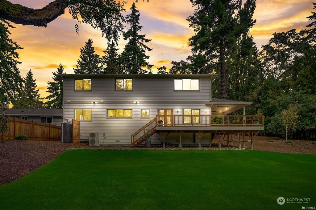 Photo of 3333 NE 202nd Street, Lake Forest Park, WA 98155 (MLS # 2177929)