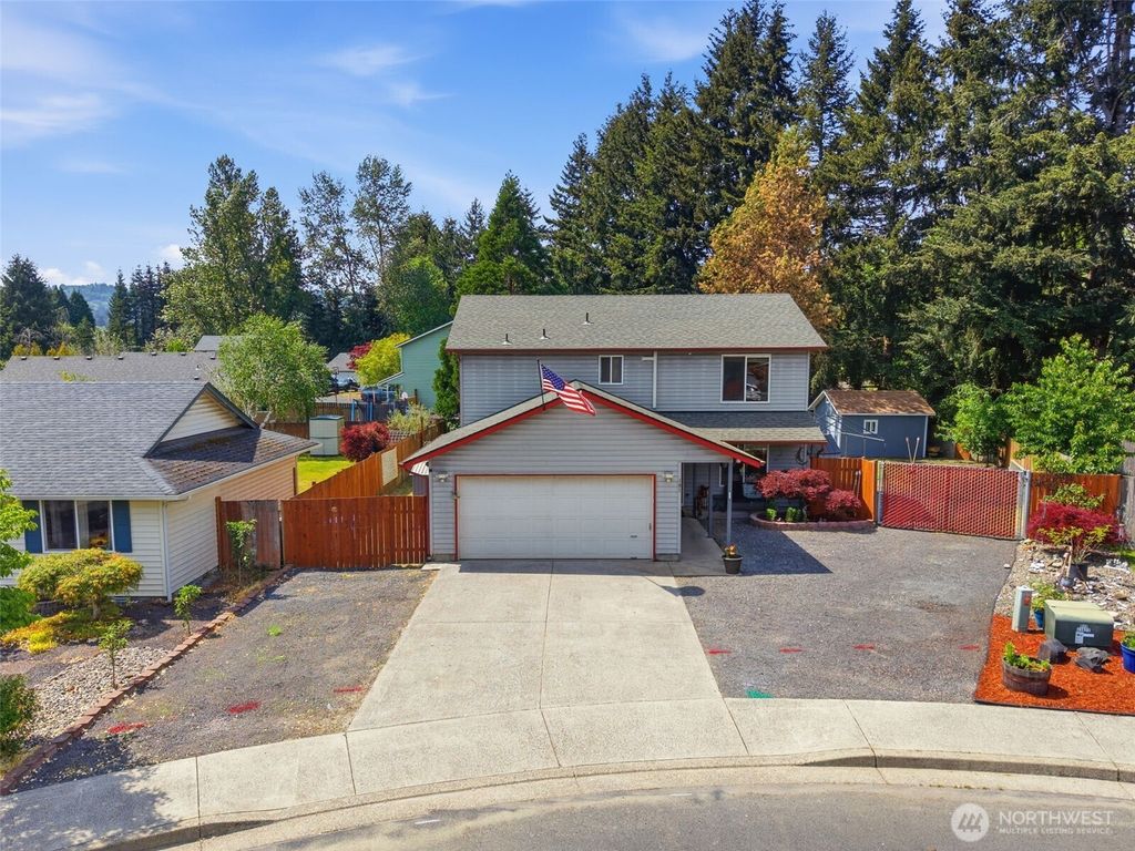 Photo of 181 Decatur Dr. DR, Kelso, WA 98626 (MLS # 2521042)