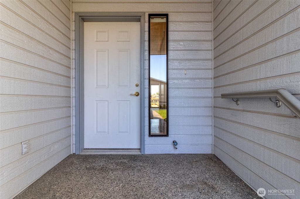 Photo of 1198 Lancer Drive, Walla Walla, WA 99362 (MLS # 2509130)