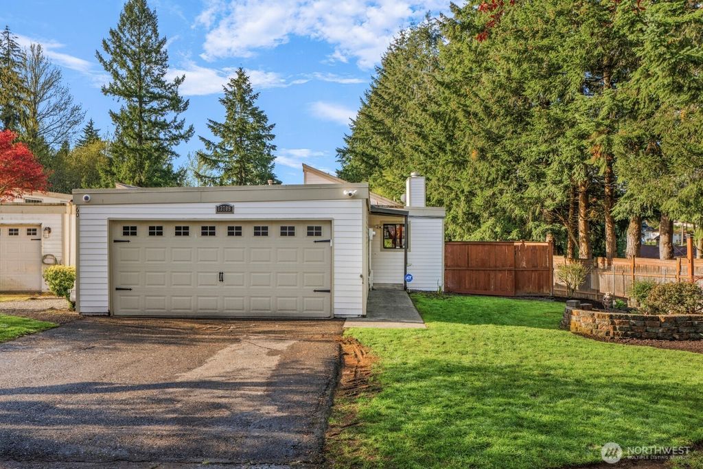 Photo of 13709 SE 259th Street #60, Kent, WA 98042 (MLS # 2357397)