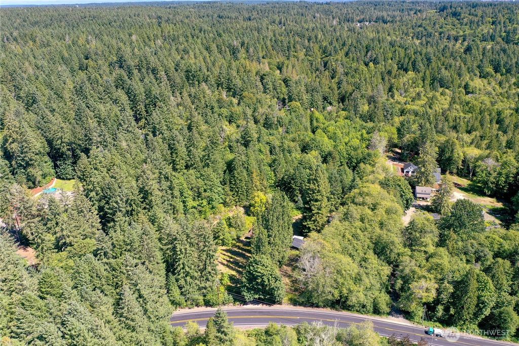 Photo of 6015 Whitmore Drive NW, Gig Harbor, WA 98335 (MLS # 2467617)