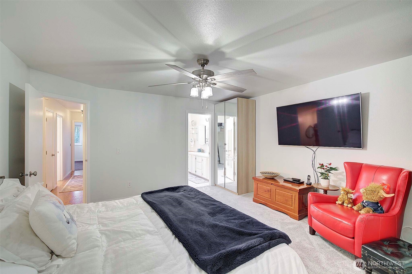 Sammamish, Washington, 98074, United States, 4 Bedrooms Bedrooms, ,3 BathroomsBathrooms,Residential,Active,2023853