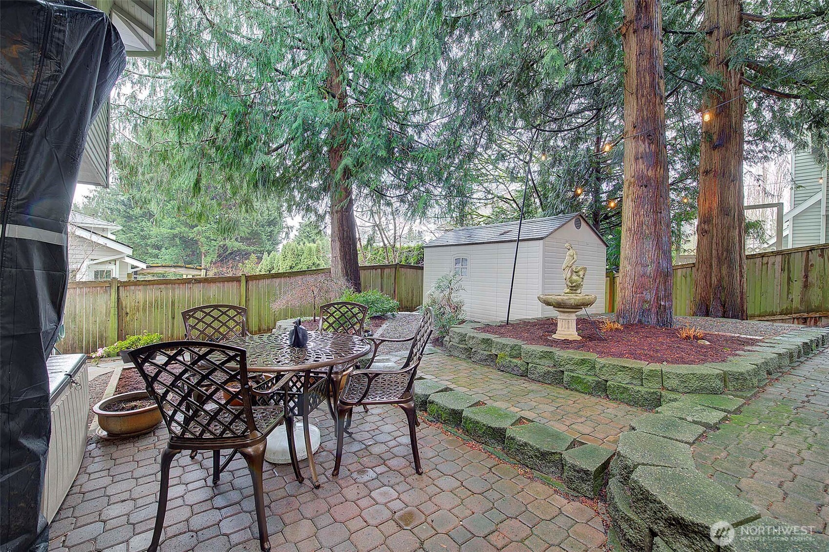 Sammamish, Washington, 98074, United States, 4 Bedrooms Bedrooms, ,3 BathroomsBathrooms,Residential,Active,2023853