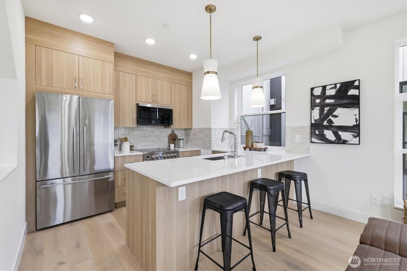 2012 Fairview Avenue E A
