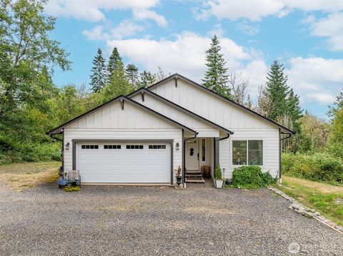 Photo of 144 38 18 Loop Road, Centralia, WA 98531 (MLS # 2497992)