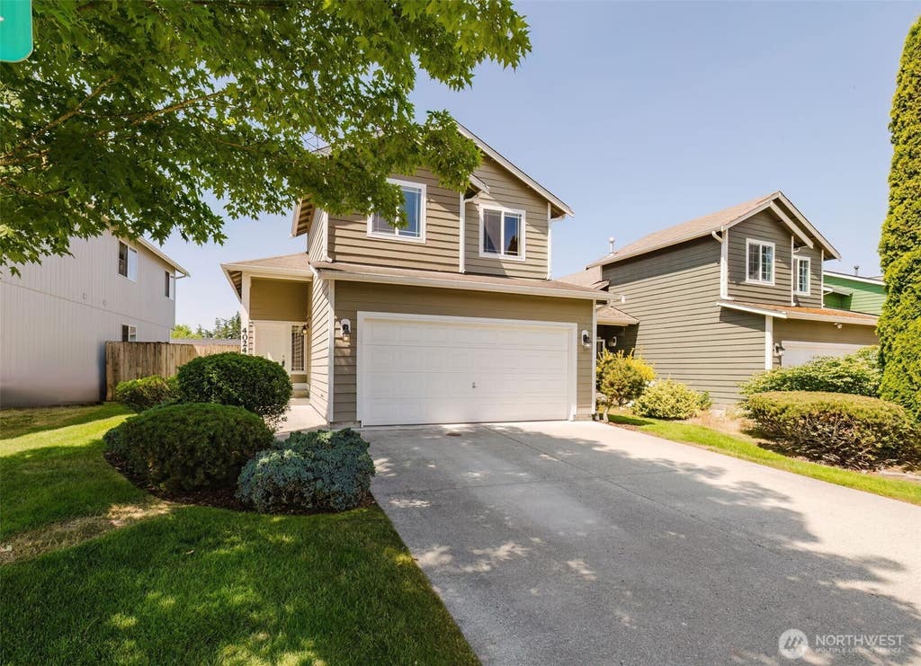 Photo of 4024 152nd Street Ct E, Tacoma, WA 98446 (MLS # 2531817)