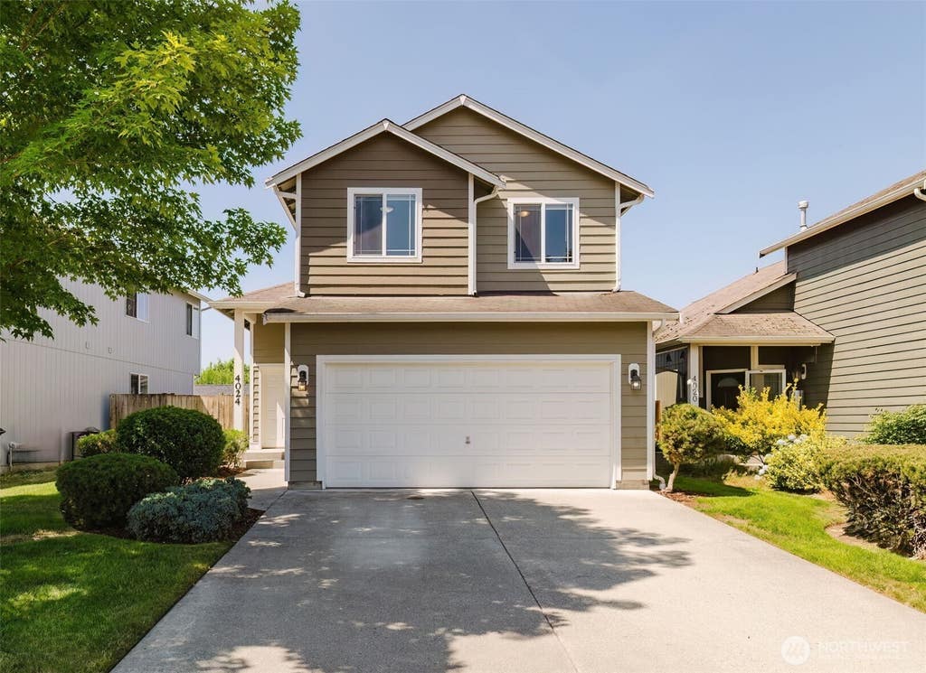 Photo of 4024 152nd Street Ct E, Tacoma, WA 98446 (MLS # 2531817)